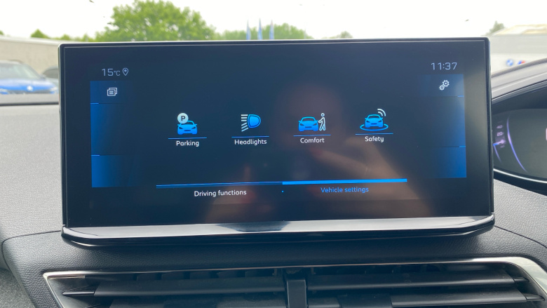 Peugeot 5008 1.2 PureTech Allure Premium+ 5dr Petrol Estate